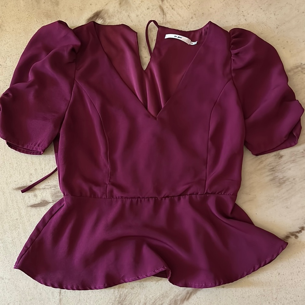 Mi Ami blouse, size Med, never worn
